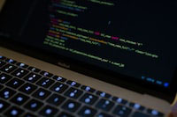 Java JSON 数据处理：解析与转换的技艺