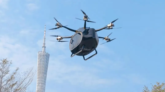 广汽GOVE飞行汽车在广州CBD首飞成功,城市空中出行时代或将来临