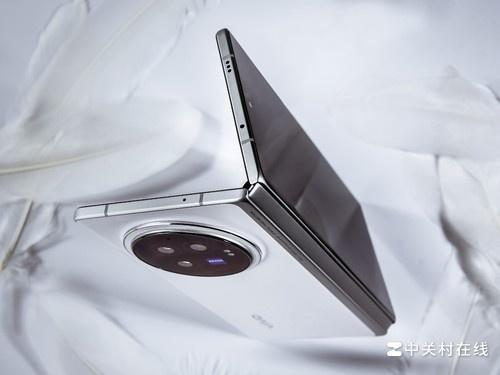 vivo X Fold3 高清图赏 轻至 219g 的折叠屏见过没?
