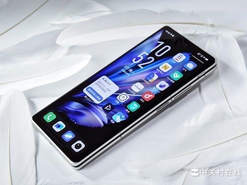 vivo X Fold3 高清图赏 轻至 219g 的折叠屏见过没?