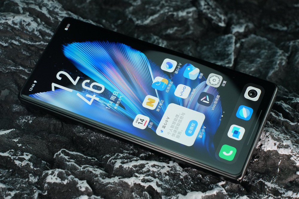轻又强,焕新折叠新体验:vivo X Fold3评测