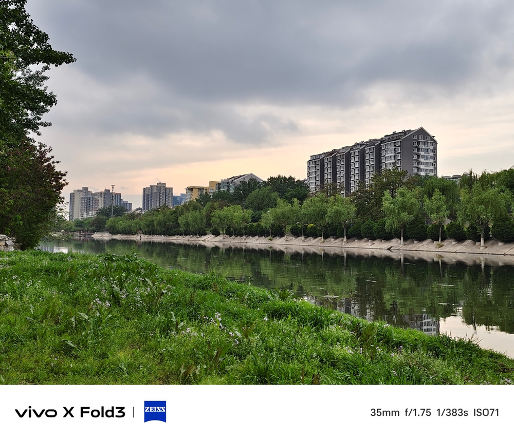 轻又强,焕新折叠新体验:vivo X Fold3评测