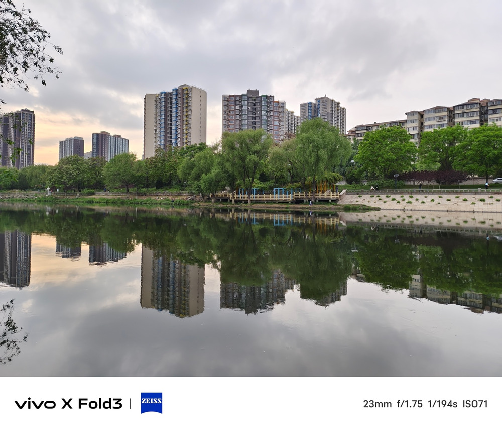 轻又强,焕新折叠新体验:vivo X Fold3评测