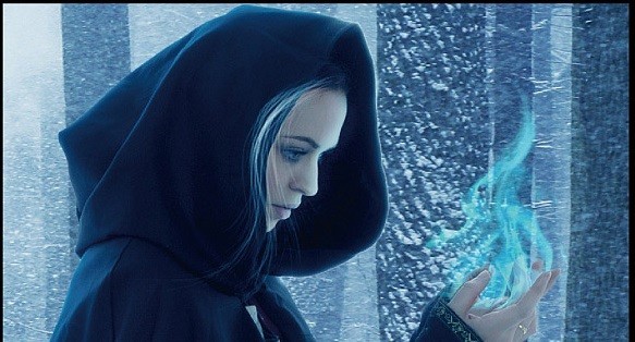PS怎样绘制蓝色火焰的女魔法师 PS合成雪林中施法蓝色火焰的女魔法师教程