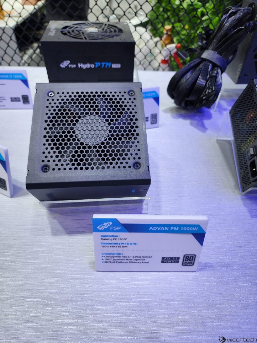 全汉展示新款 2500W Cannon Pro 电源及 U700-B 机箱,可同时驾驭 4 张 RTX 4090 显卡