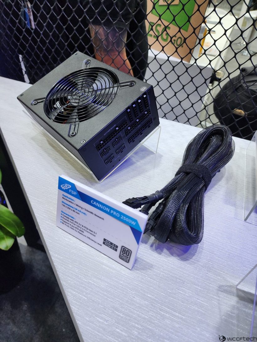 全汉展示新款 2500W Cannon Pro 电源及 U700-B 机箱,可同时驾驭 4 张 RTX 4090 显卡