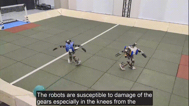 Science Robotics封面!DeepMind强化学习打造超一流机器人球员