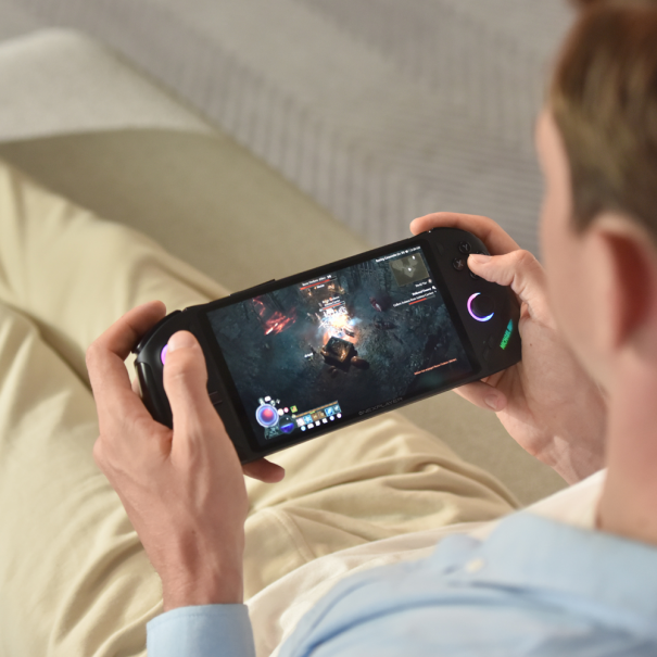 OnexPlayer飞行家体验:国产掌机加入内卷大潮