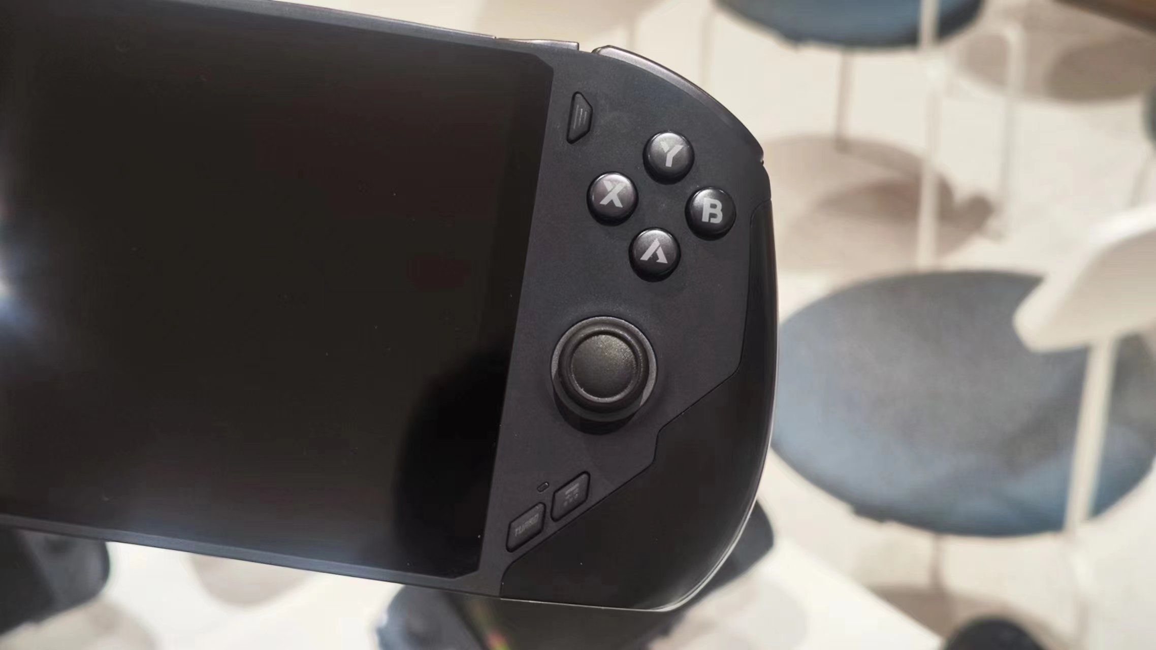 OnexPlayer飞行家体验:国产掌机加入内卷大潮