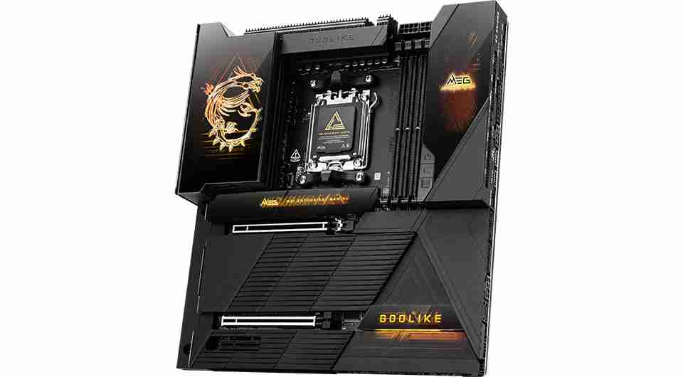 微星介绍 MEG X870E GODLIKE 旗舰主板:侧置接口,自带 LCD 屏