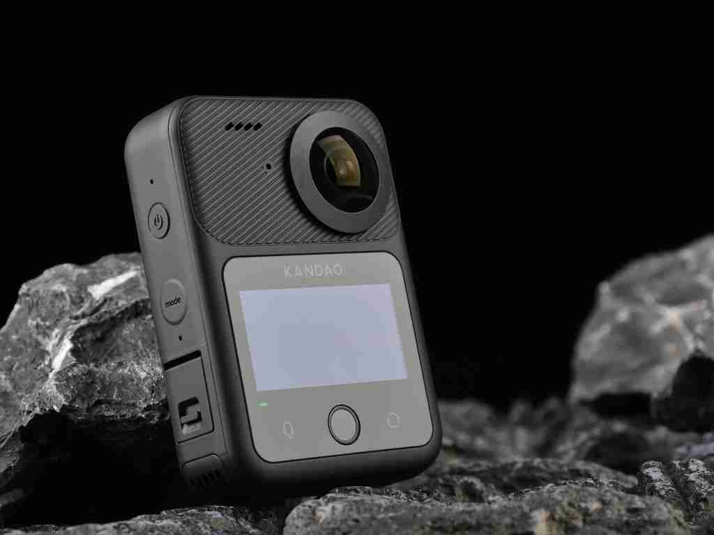 8K HDR 全景视频带来震撼视觉 QooCam 3 Ultra 全景相机评测