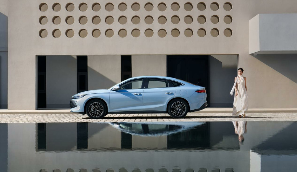 首搭第五代DM技术,比亚迪秦L DM-i上市,售价9.98万-13.98万元