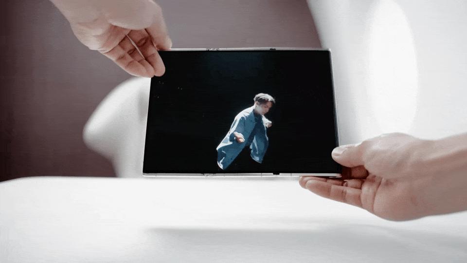 “截胡”华为?传音公布三折叠手机视频 比三星 ZFold6 薄