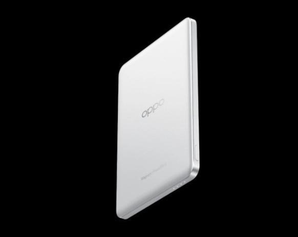 OPPO Find X8 或全系支持磁吸生态 超薄磁吸充电宝亮相 