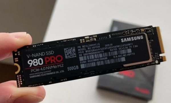 SSD 从高效存储走到失效边缘 你需知道的几大警示信号 