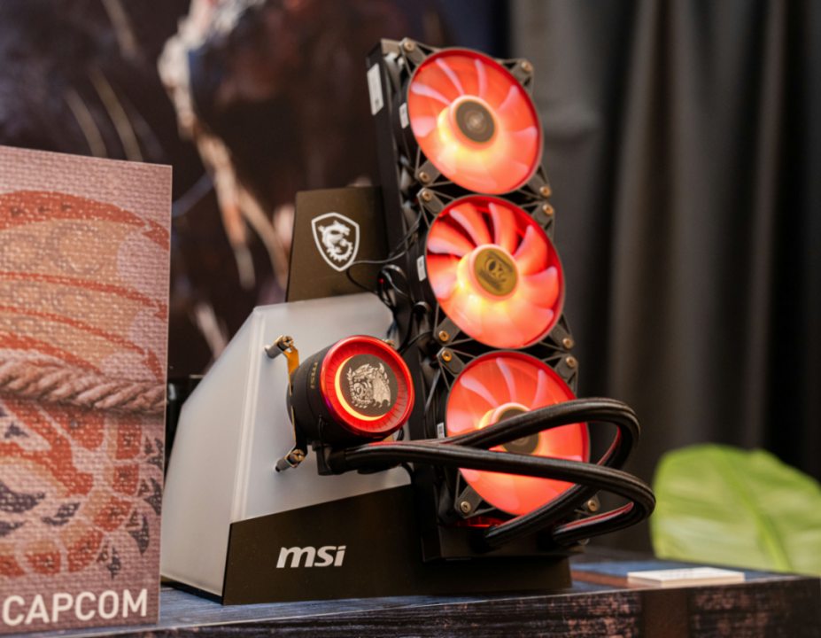 微星与《怪物猎人》联名电脑硬件上市:含笔记本、显卡、显示器、主板、手柄、水冷和机箱