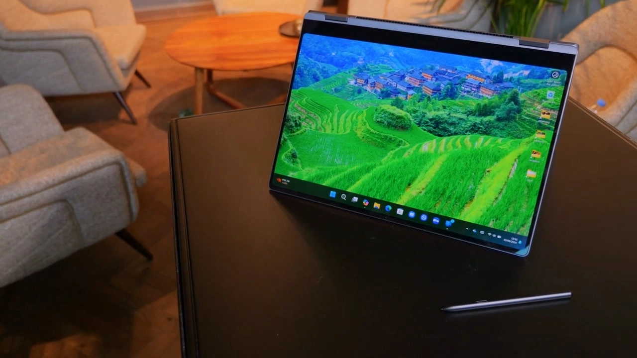 三星发布 Galaxy Book 5 Pro 360 笔记本：16 英寸，配英特尔酷睿 Ultra 200V 系列处理器