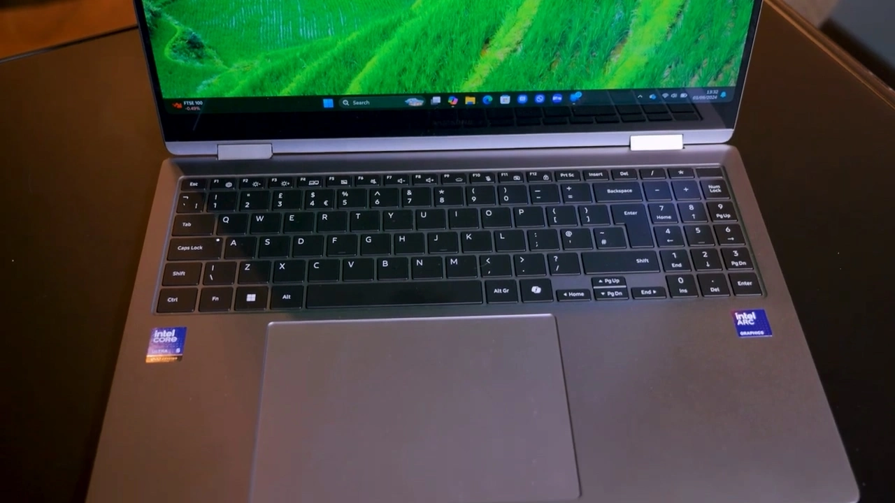 三星发布 Galaxy Book 5 Pro 360 笔记本：16 英寸，配英特尔酷睿 Ultra 200V 系列处理器