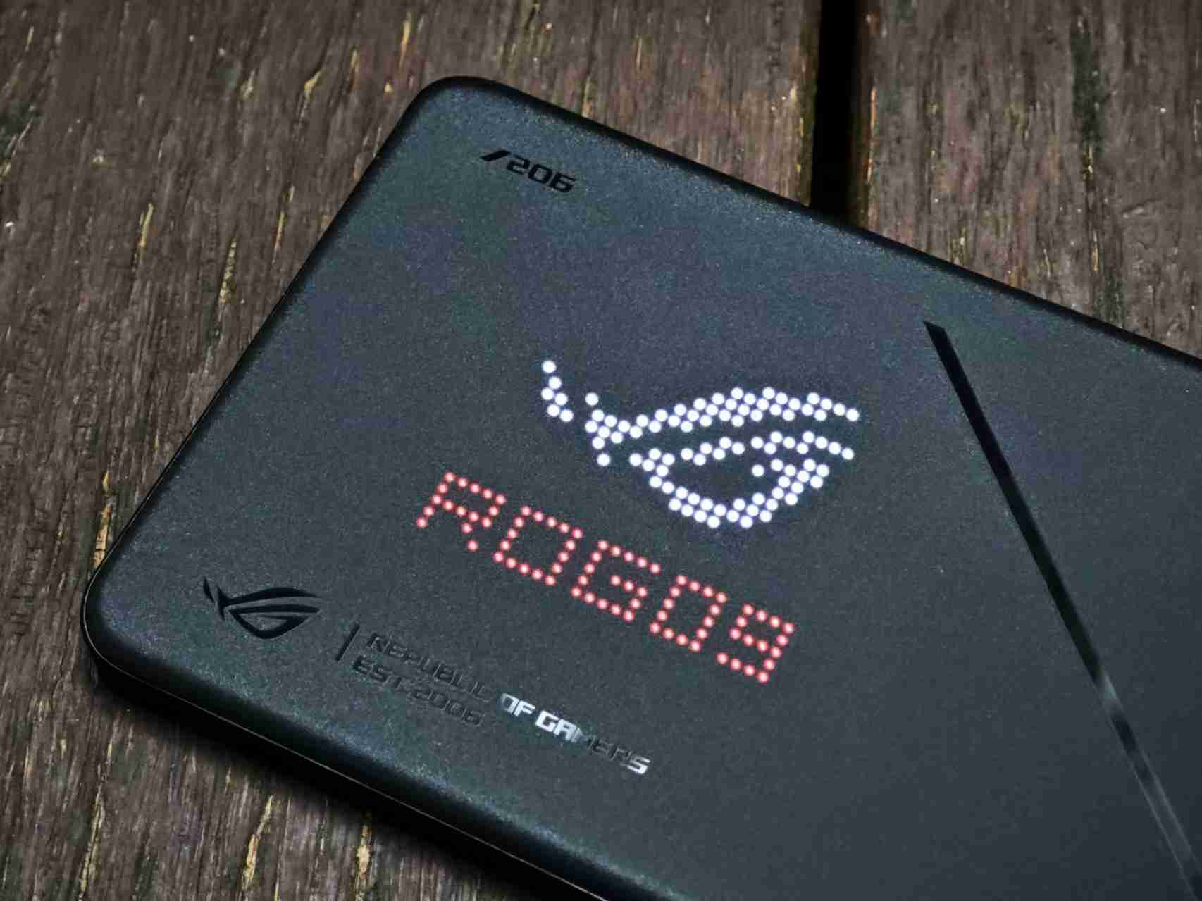ROG 9 Pro评测首发：这可能是今年最酷的游戏手机