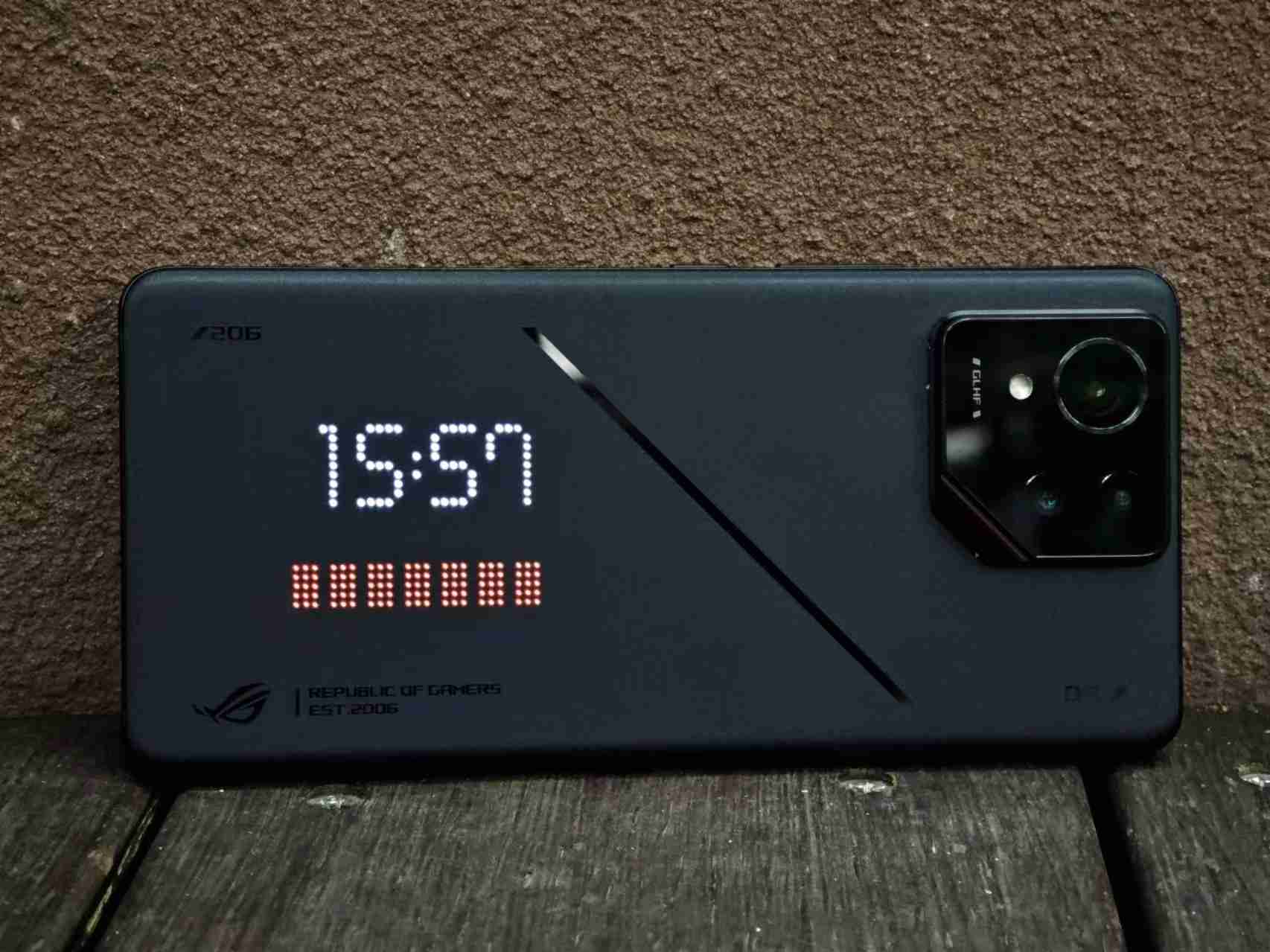 ROG 9 Pro评测首发：这可能是今年最酷的游戏手机