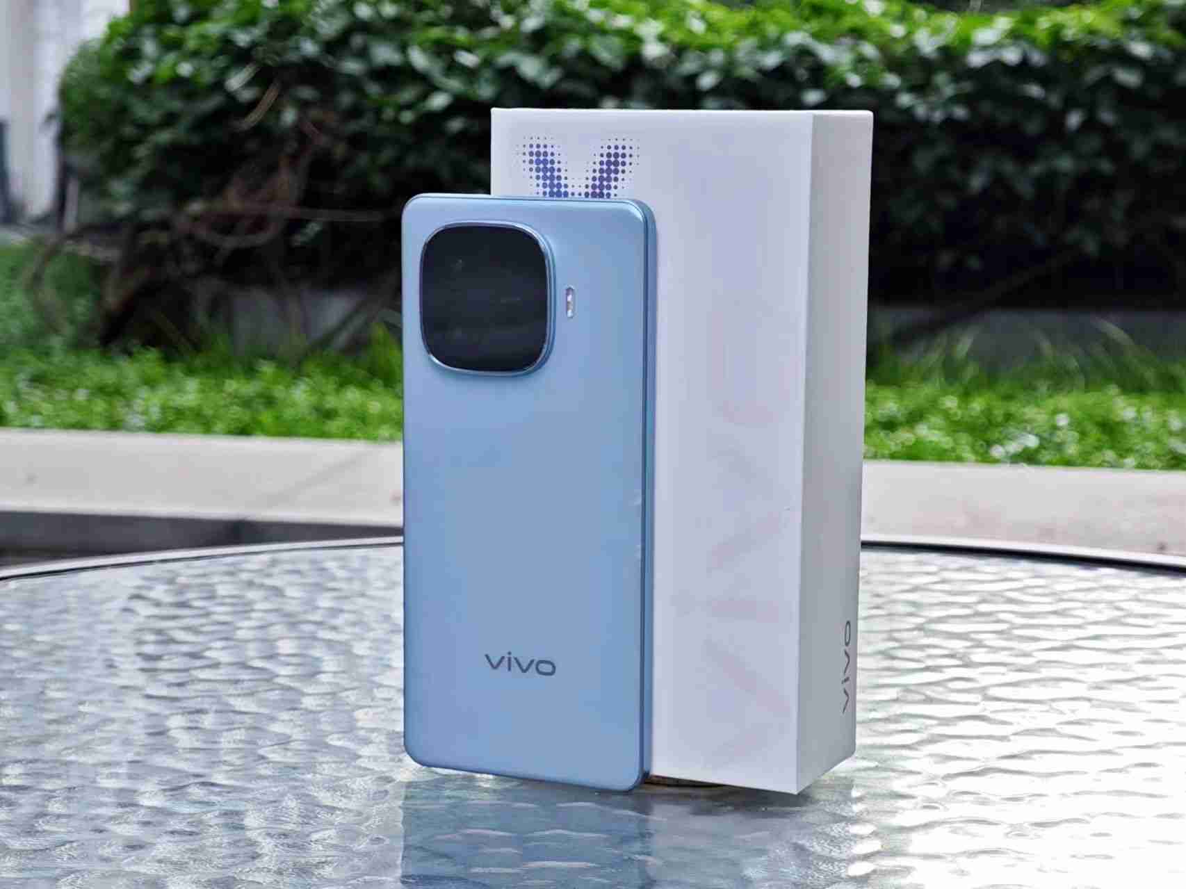 vivo Y200 GT首发体验：轻薄机身下的续航「怪兽」