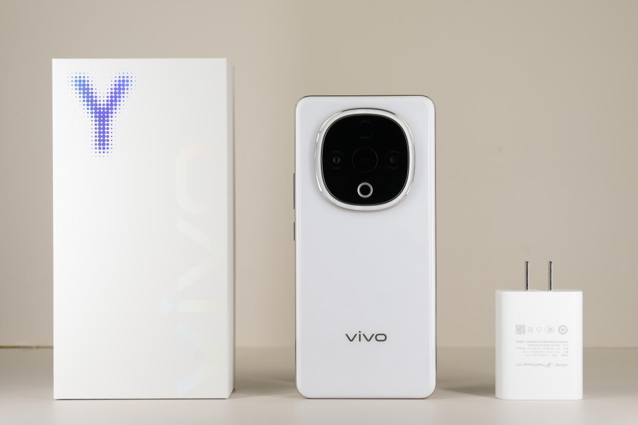 vivo Y300评测：入门机也能惊艳