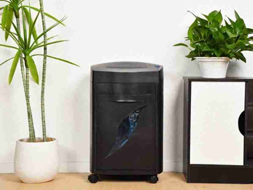  满足海量碎纸需求 科密黑金刚 + 碎纸机评测 