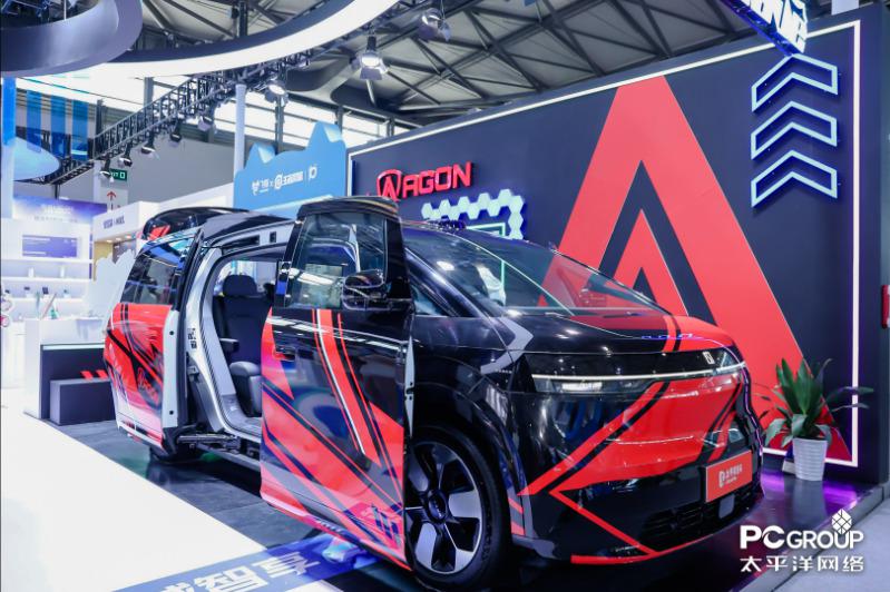 AWE 2025：爱攻电竞显示器入驻MPV，打造移动电竞新潮流！