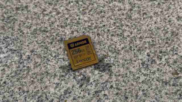 雷克沙 Armor SD 卡体验:全金属外壳三防 数据存储更安全