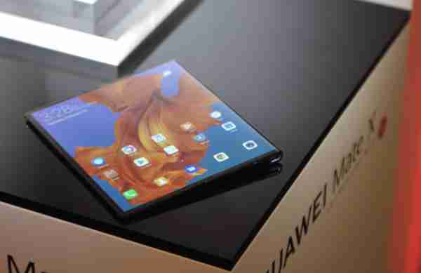 折叠屏只有华为和其它!强得飞起华为 Mate X6 “一部到位“