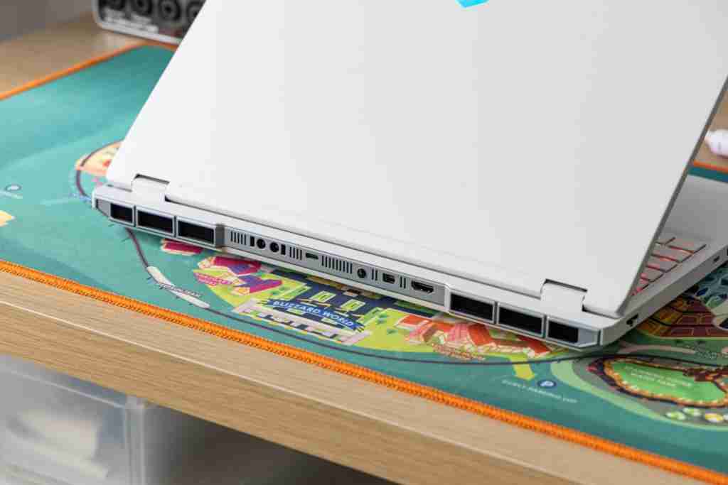  机械革命耀世 16Ultra 体验：论价格屠夫，还有谁！