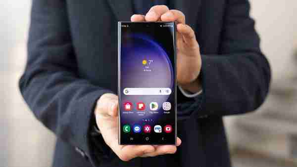  冰河奇迹！三星 S23 Ultra 浸泡 3 米深水下 5 小时仍存活 