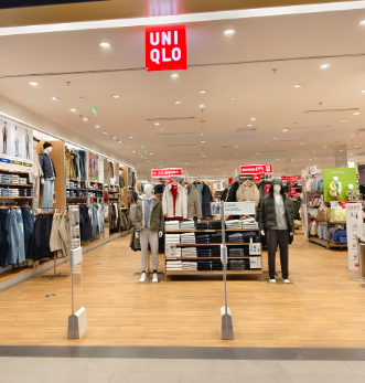 优衣库小程序退货邮费自理吗 优衣库小程序买的可以去实体店退吗