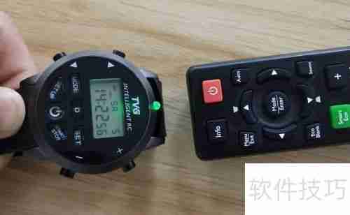 智能遥控手表如何控制投影仪