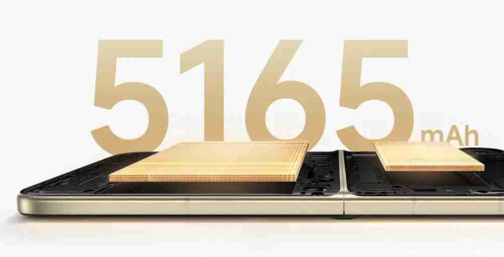 小米 MIX Flip 2 小折叠等深微曲屏,屏幕更平整