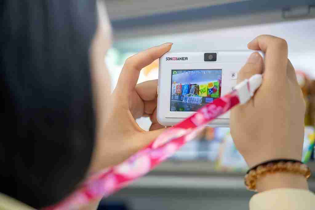  儿童节送礼好选择，能拍立打松典相机 