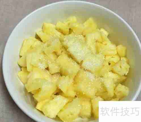 如何制作简易版菠萝派：快速上手的烘焙指南