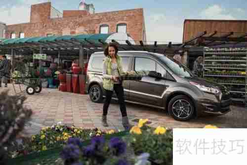 福特运输连接客运货车：灵活空间，高效出行选择