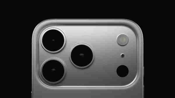 库克“开倒车”！iPhone 17 Pro机身从钛合金换成铝合金：两大核心原因