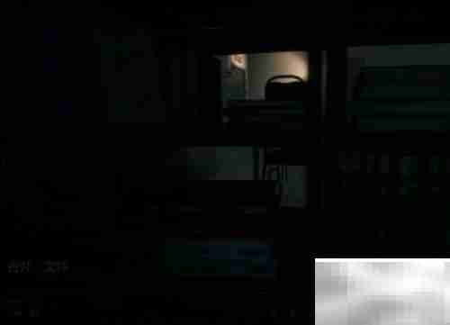 如何拆卸卷闸门保险丝