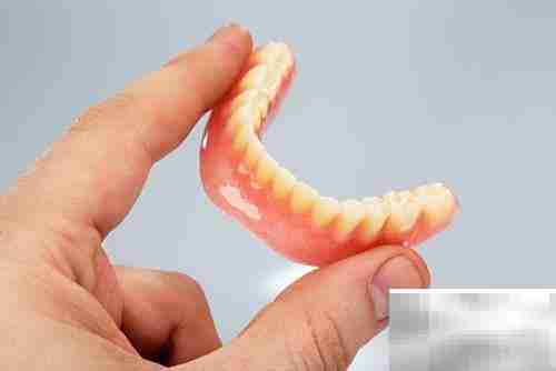 活动义齿优缺点及护理方法