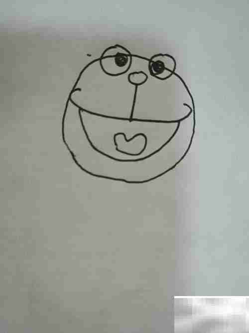 大眼睛叮当猫绘画教程