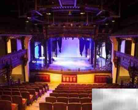 如何前往剧场观看演出