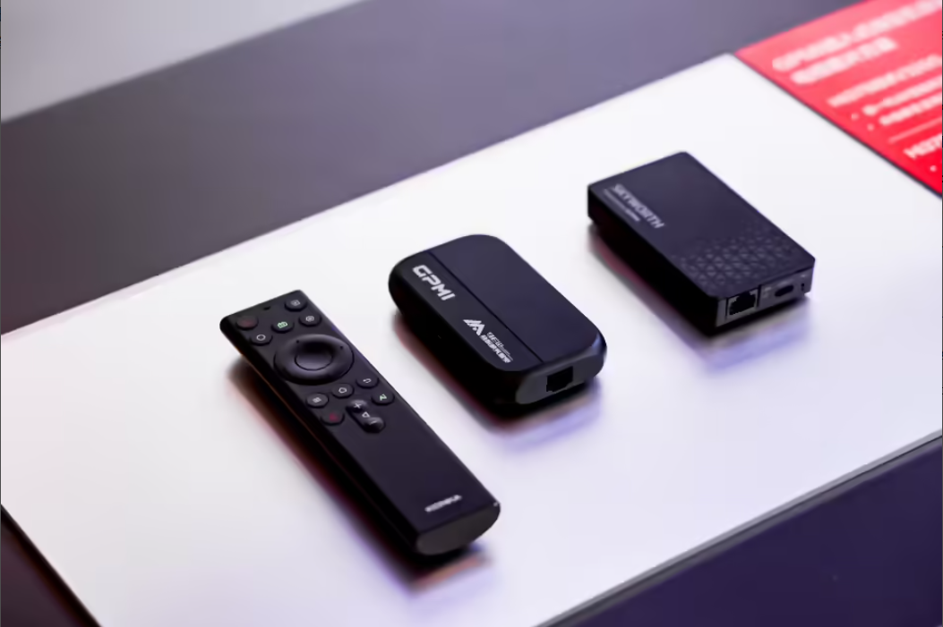 创维数字、上海海思合作发布GPMI微型插入式机顶盒，年内试点应用