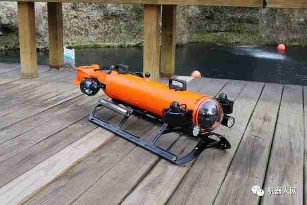 Aquabotix发布全新水下机器人，将AUV和ROV合二为一