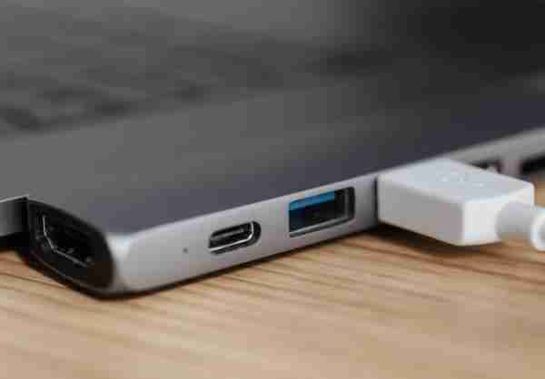 u盘损坏无法读取怎么恢复数据 详细教程与解决方案