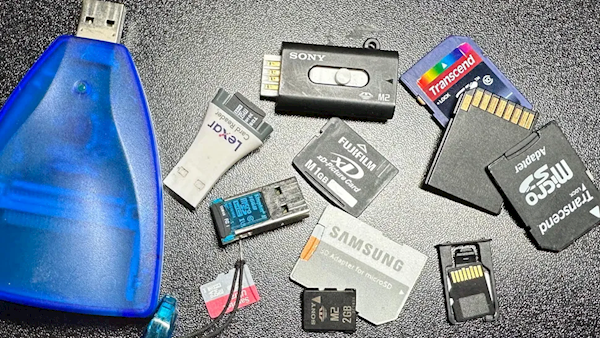 0.5MB SM卡夺日本最小存储卡冠军