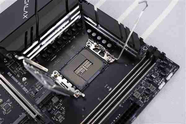 武士出击！影驰联盟B860M WiFi黑武士主板评测