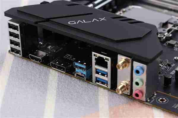 武士出击！影驰联盟B860M WiFi黑武士主板评测