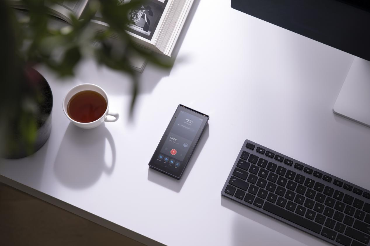 讯飞AI录音笔：技术硬实力重新定义AI工具